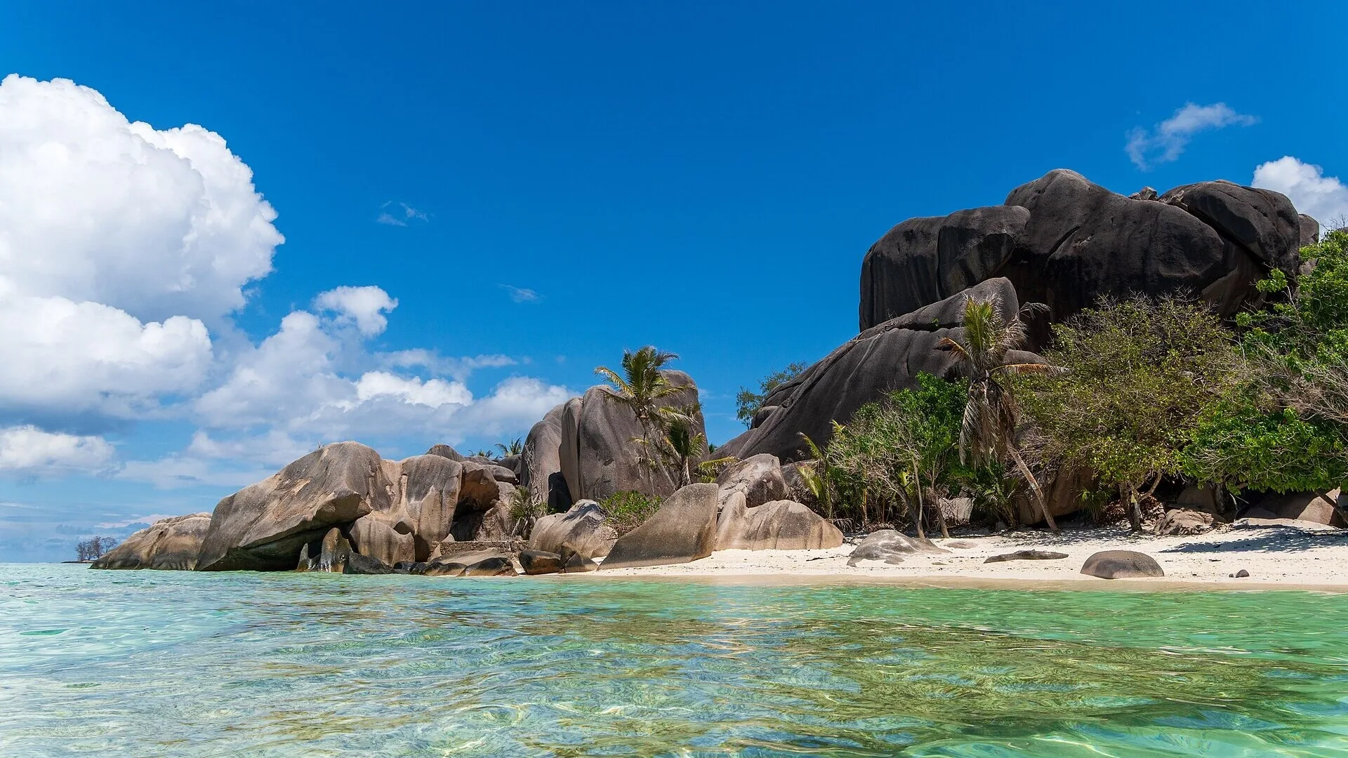 Can I combine safari with Seychelles?
