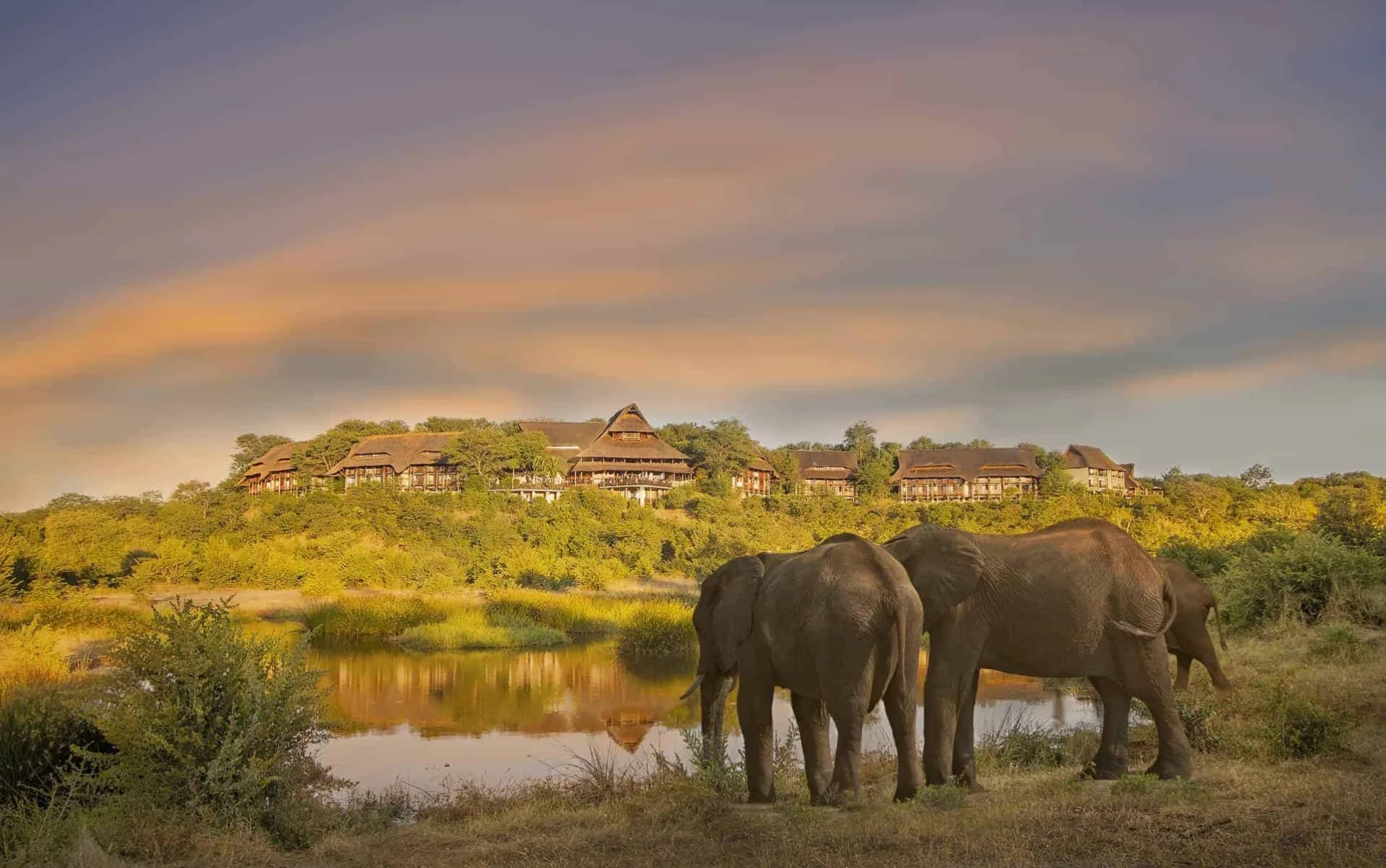 Can I combine safari with Victoria Falls?