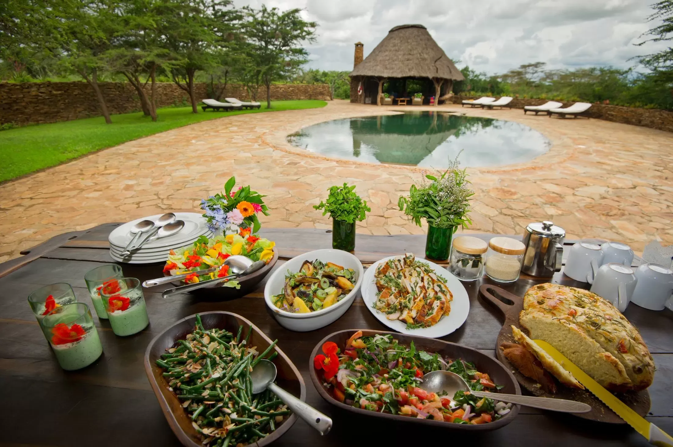 Can safari lodges cater for vegetarians?