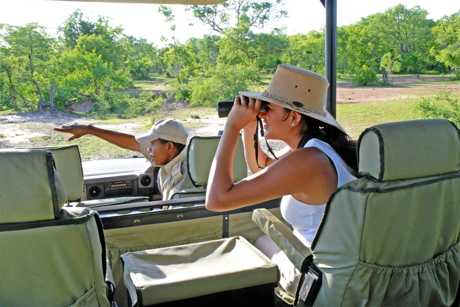 How Important Is the Safari Guide?