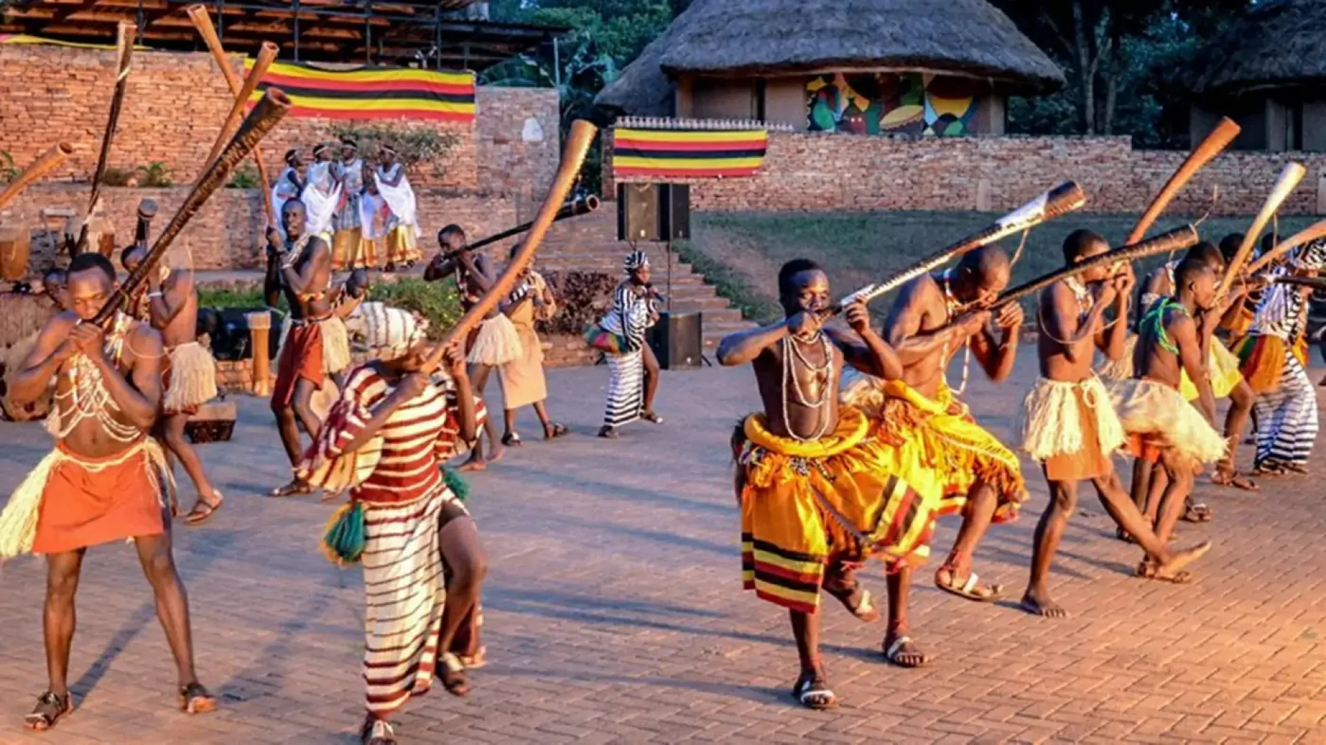 Tipping in Uganda: Essential Safari & Travel Gratuity Guide for 2026