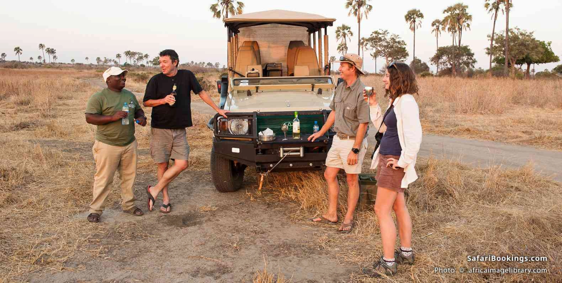 Tipping in Zambia: Complete Safari, Walking Safari & Travel Tipping Guide