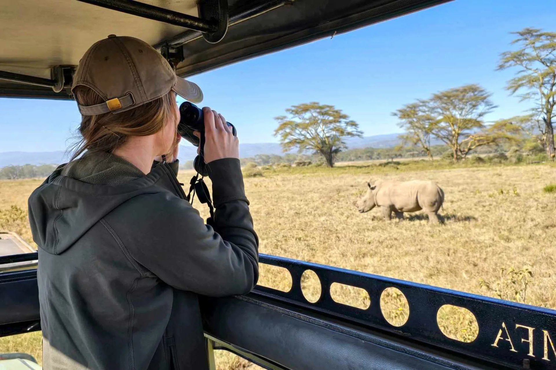 What size binoculars are best for safari?