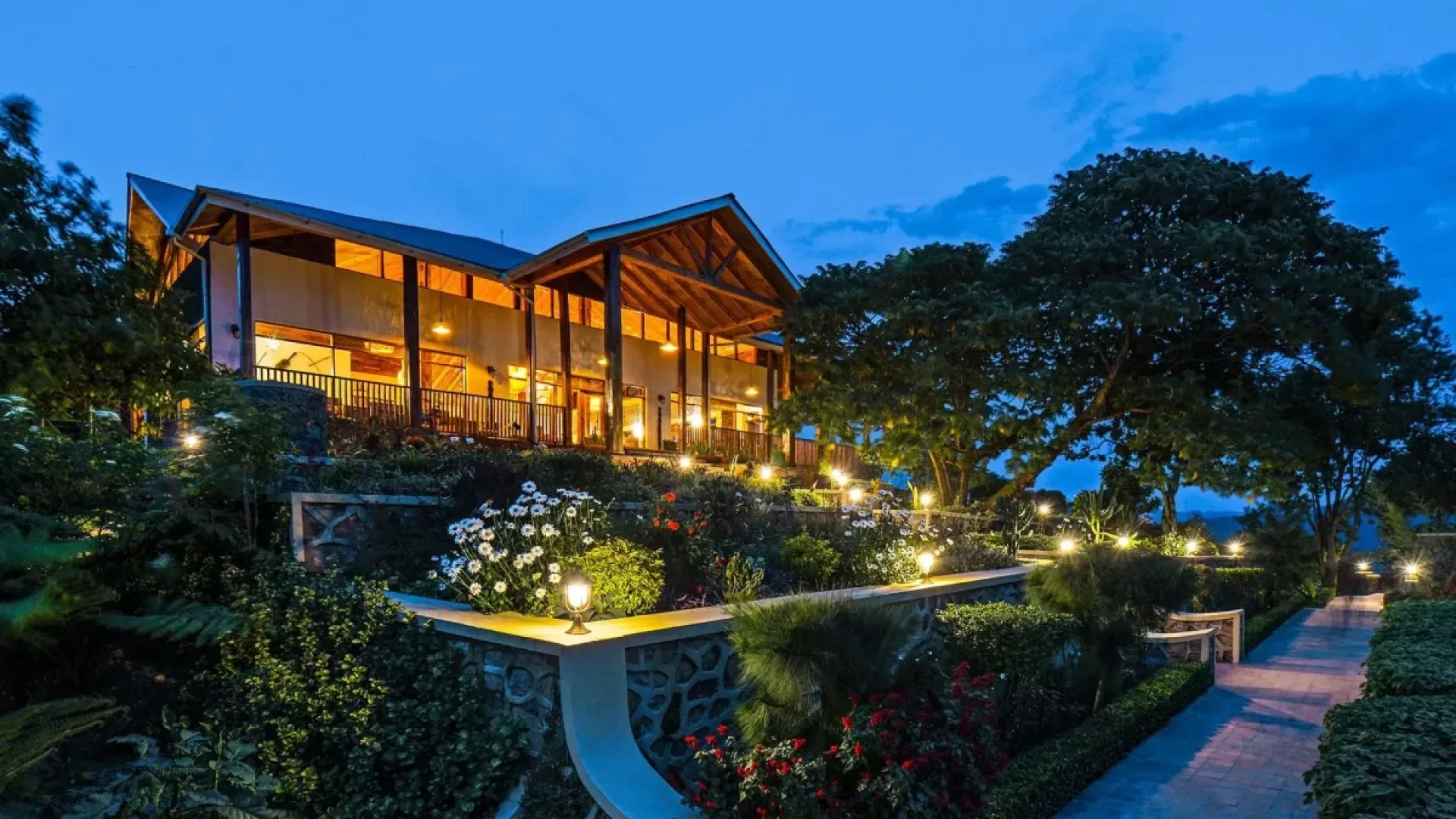 Luxus Lodges Bwindi für Gorilla Trekking