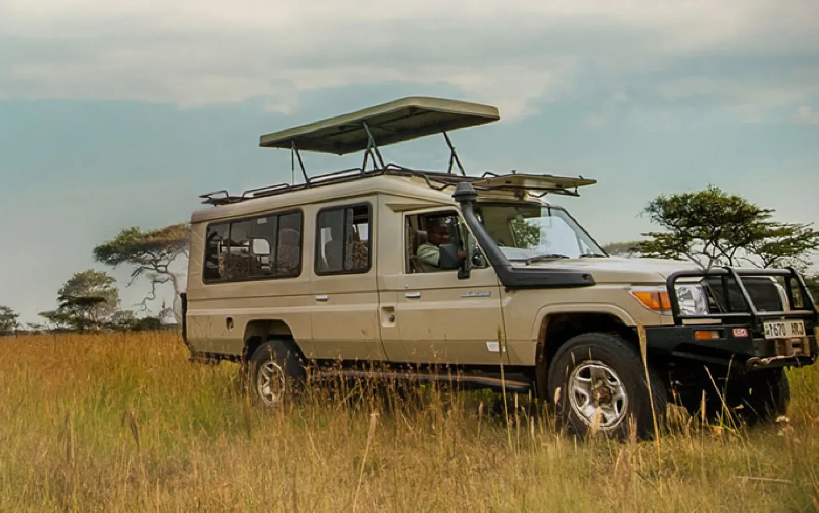 Safari-Fahrzeuge und Fahrzeugwechsel